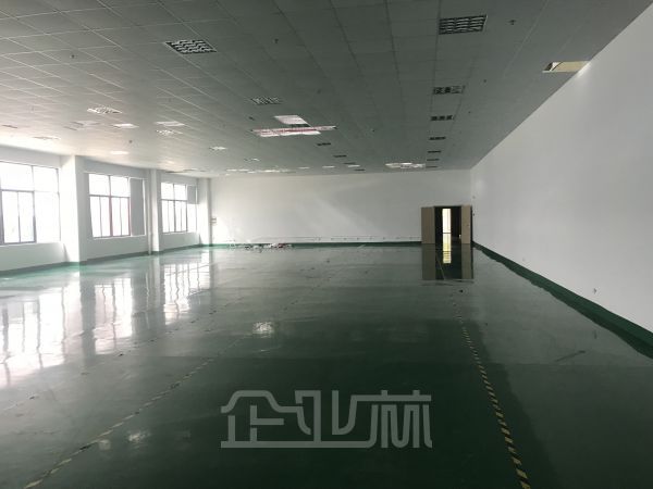 厂房正门图